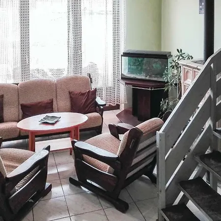 Three Bedroom Holiday In إغير