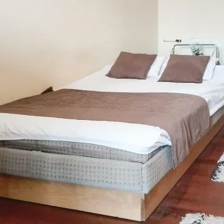 Three Bedroom Holiday In إغير